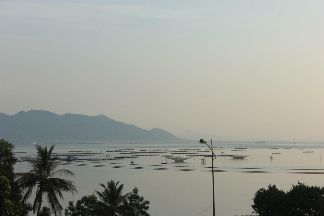 Thanh Nhi Homestay Камрань Экстерьер фото