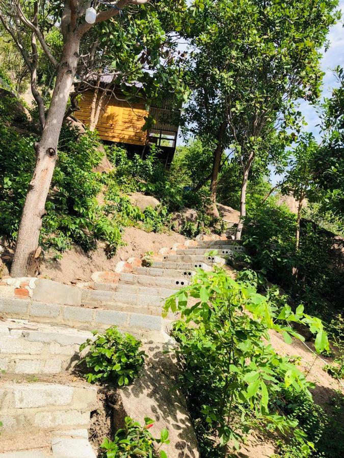 Thanh Nhi Homestay Камрань Экстерьер фото
