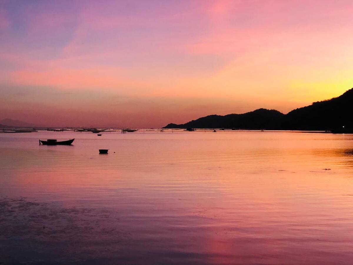 Thanh Nhi Homestay Камрань Экстерьер фото
