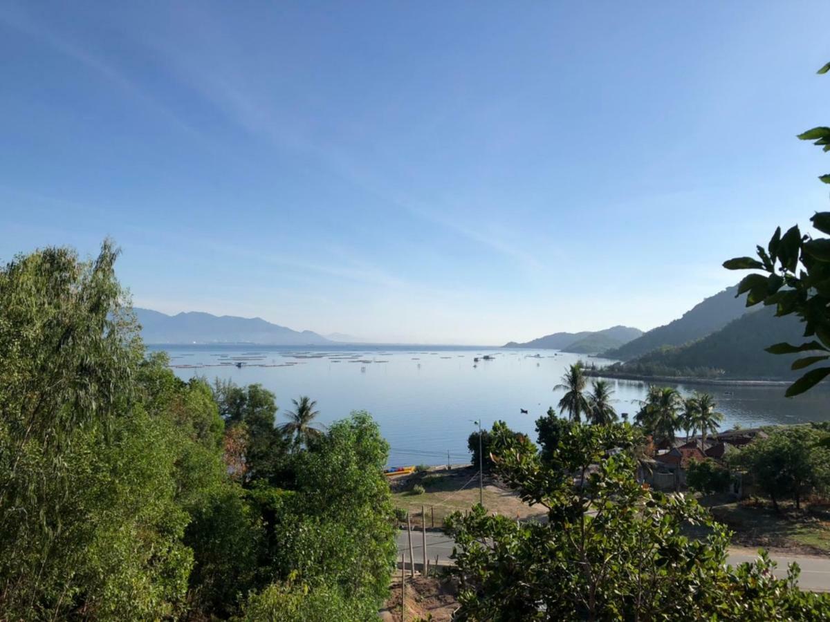 Thanh Nhi Homestay Камрань Экстерьер фото